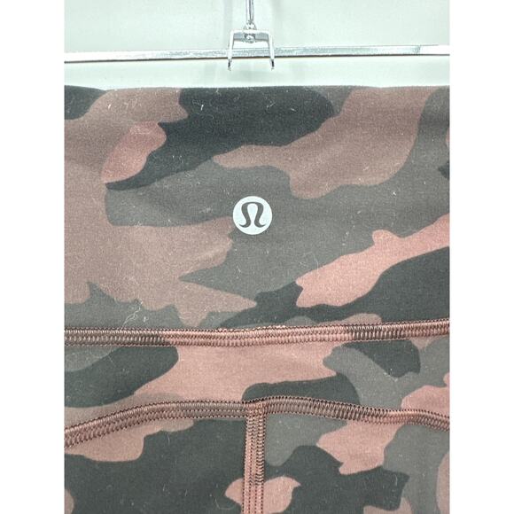Lululemon Invigorate High-Rise Short 10" Heritage 365 Camo Brown Size 8 - Picture 6 of 7